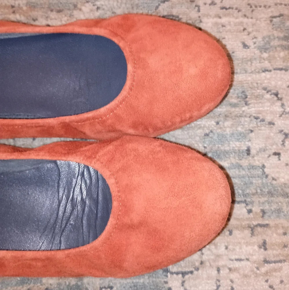 Sabrinas  Orange Navy Leather ballet Flats Size 39